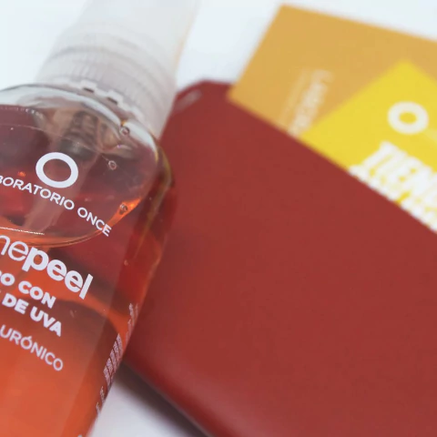 Suero Con Pepitas de Uva HOME PEEL - Imagen 3